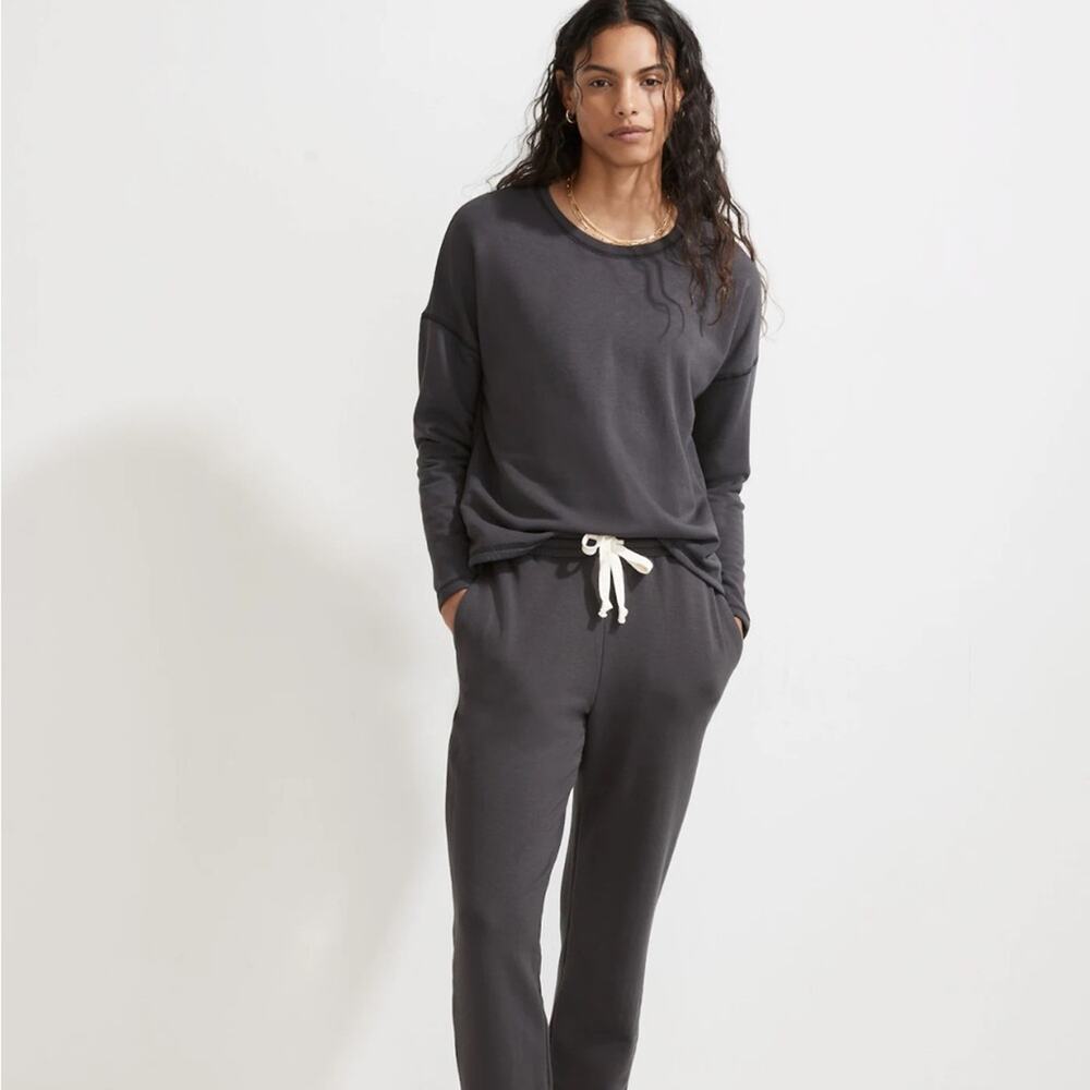 Superbrushed Easygoing Sweatshirt Black Coal 1X Crewneck Relaxed Fit Lagenlook